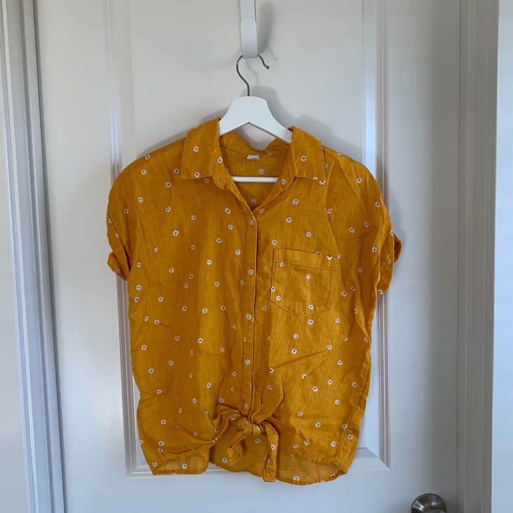 Old Navy Floral Mustard Button Up Tie Shirt